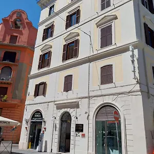 https://lirico.it-romehotels.com